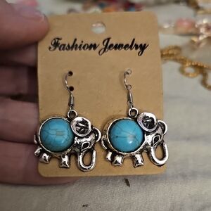 New Elephant Design Turquoise And Silver Earrings